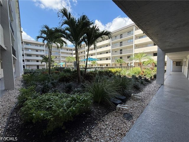 2121 Collier AVE 109, Fort Myers, FL 33901