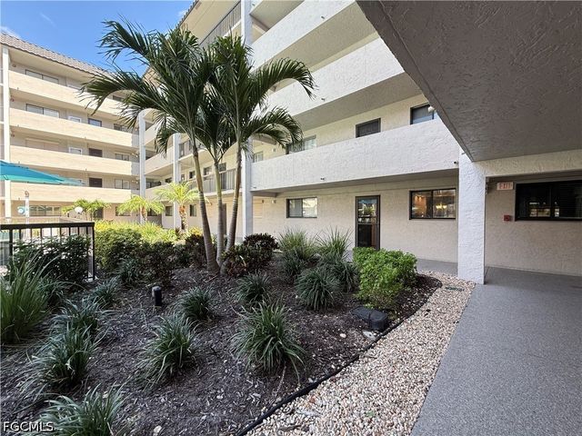 2121 Collier AVE 109, Fort Myers, FL 33901