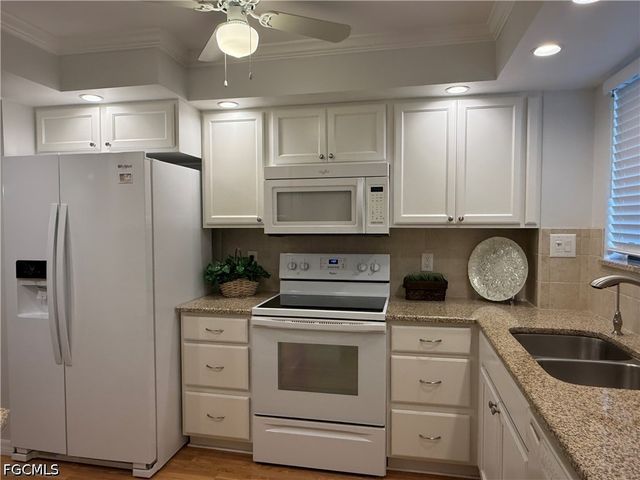 2121 Collier AVE 109, Fort Myers, FL 33901