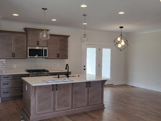 5012 Wick Ln, Nolensville, TN 37135