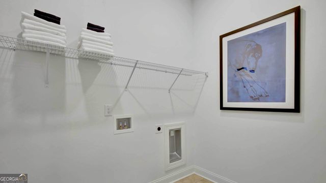 333 Catalina Court, Newnan, GA 30263