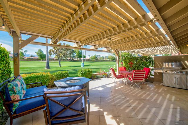 41419 W Woodhaven Drive W, Palm Desert, CA 92211