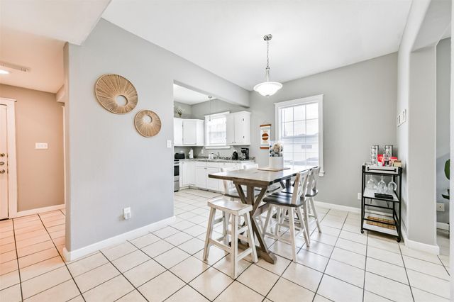 2727 Avenue K, Galveston, TX 77550