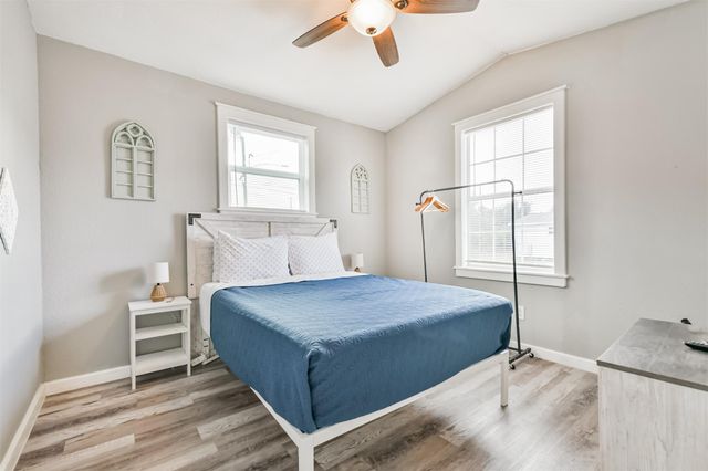 2727 Avenue K, Galveston, TX 77550