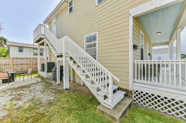 2727 Avenue K, Galveston, TX 77550