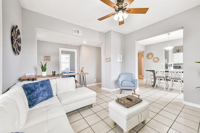 2727 Avenue K, Galveston, TX 77550