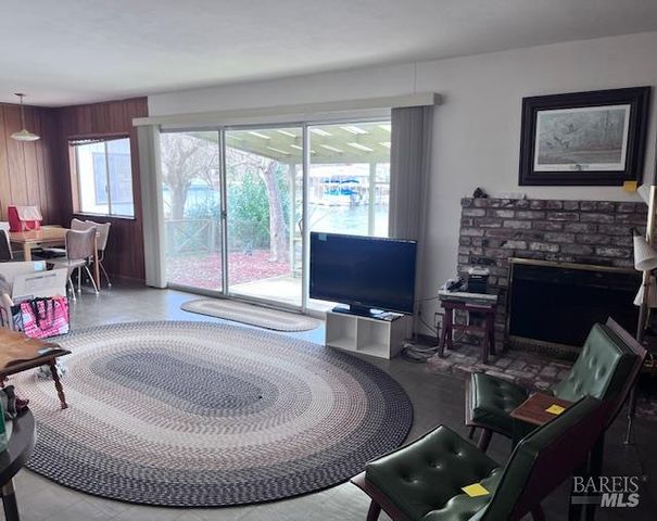 12724 Island Cir, Clearlake Oaks, CA 95423