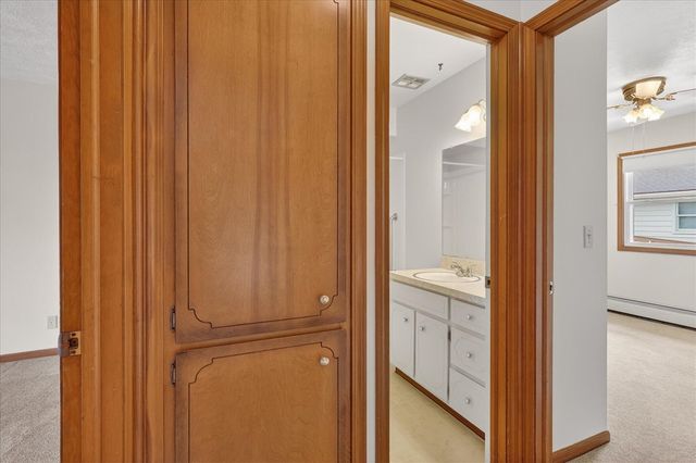 655 Blue Ash Drive 114, Grand Rapids, MI 49548