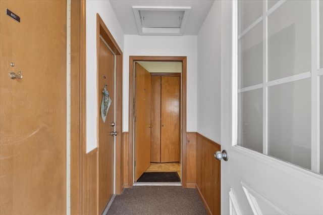 655 Blue Ash Drive 114, Grand Rapids, MI 49548