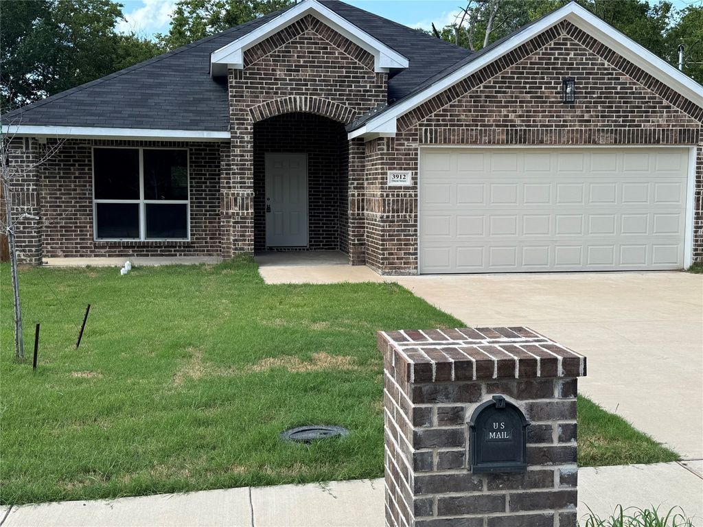 3912 Oneal Street, Greenville, TX 75401