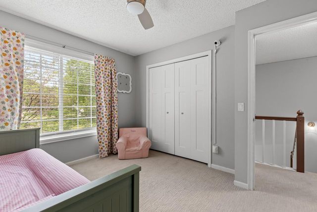 1119 Bluff Pass S, Chaska, MN 55318