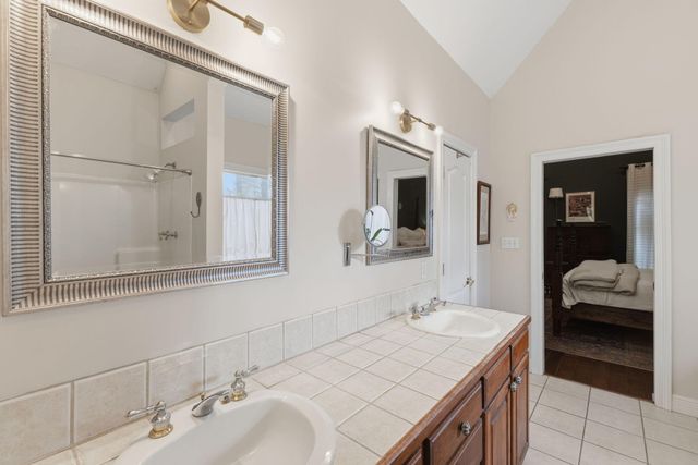 66 Cambrooke, Hattiesburg, MS 39402