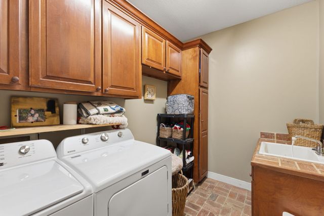 66 Cambrooke, Hattiesburg, MS 39402