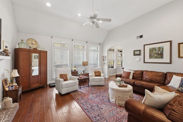 66 Cambrooke, Hattiesburg, MS 39402