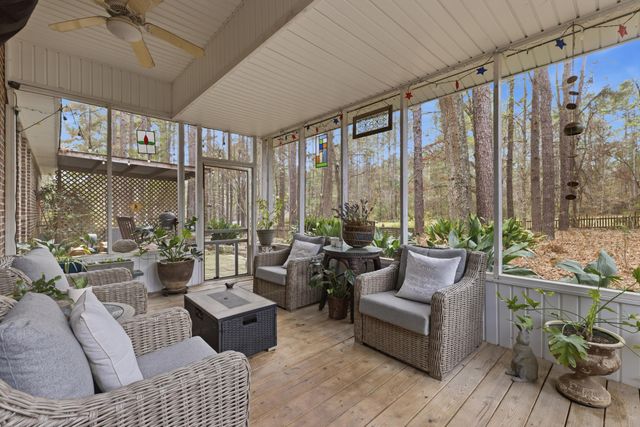 66 Cambrooke, Hattiesburg, MS 39402