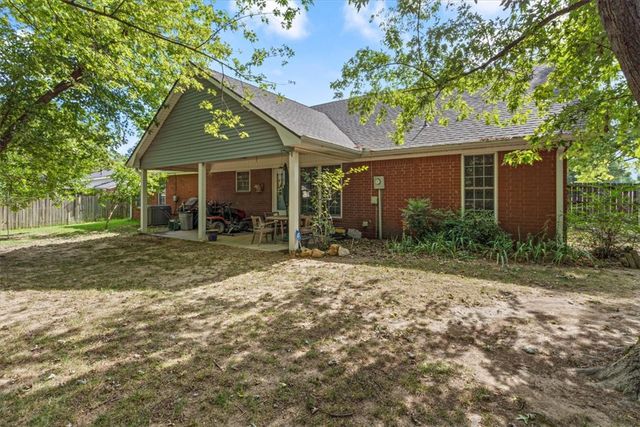 1300 Jennifer Street, Springdale, AR 72762