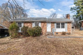 2214 Woodberry Drive, Greensboro, NC 27403