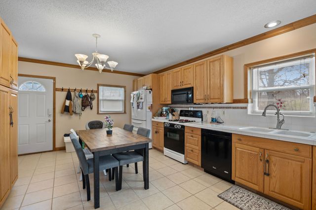 603 N 16th Street, Marshalltown, IA 50158