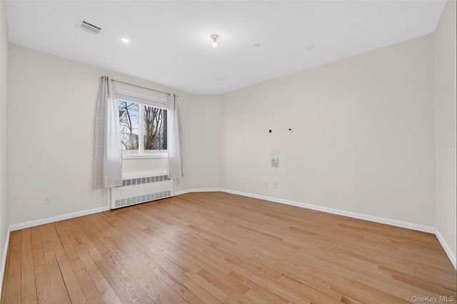 2 Bluefield Drive 103, Spring Valley, NY 10977