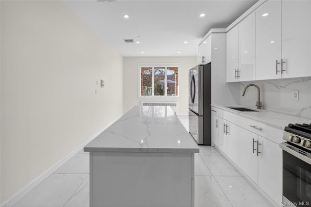 2 Bluefield Drive 103, Spring Valley, NY 10977