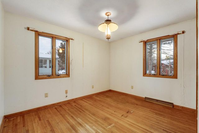 217 Lake STREET, Holmen, WI 54636