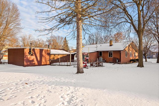 217 Lake STREET, Holmen, WI 54636