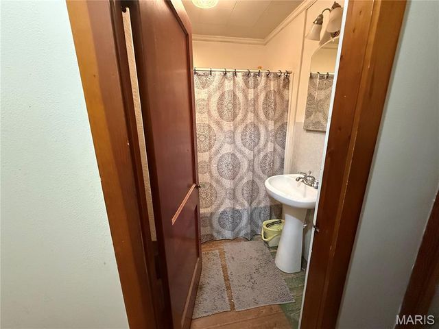 2110 Missouri Avenue, Festus, MO 63028