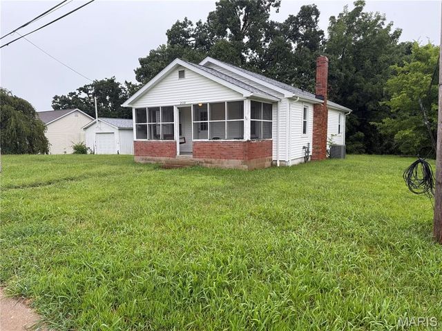 2110 Missouri Avenue, Festus, MO 63028