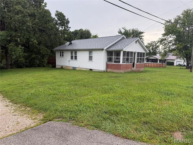 2110 Missouri Avenue, Festus, MO 63028