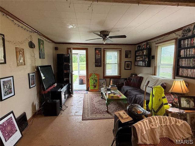 2110 Missouri Avenue, Festus, MO 63028