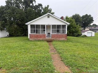 2110 Missouri Avenue, Festus, MO 63028