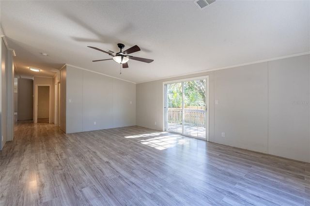 13811 COUNTY ROAD 109D, Lady Lake, FL 32159