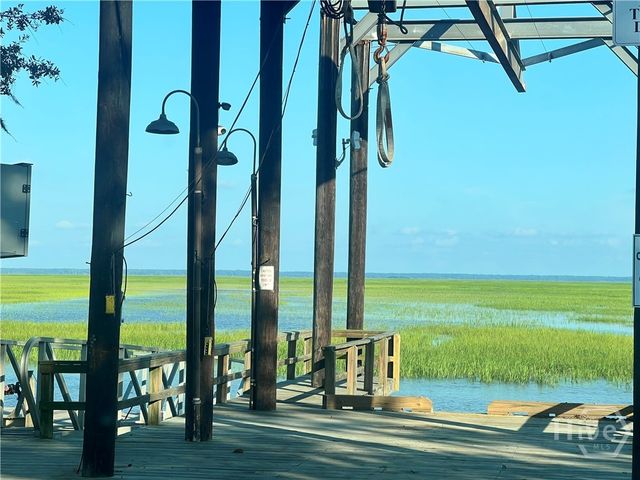 247 Oyster Point Drive, Midway, GA 31320