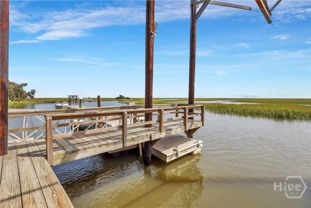 247 Oyster Point Drive, Midway, GA 31320