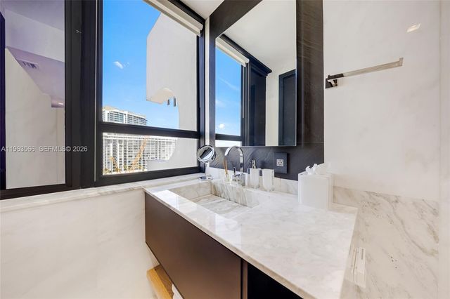 10205 Collins Ave 1002, Bal Harbour, FL 33154