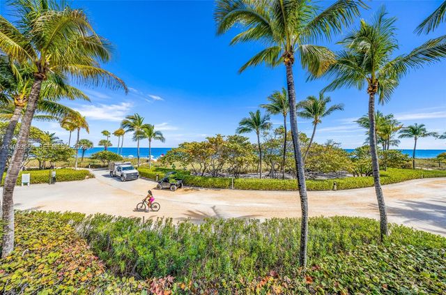 10205 Collins Ave 1002, Bal Harbour, FL 33154