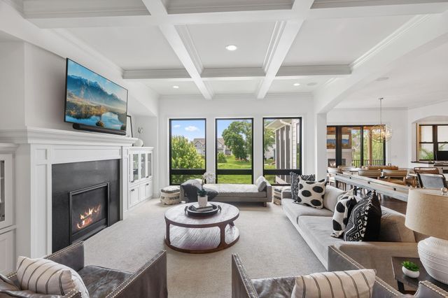 5860 Club Valley Road, Excelsior, MN 55331