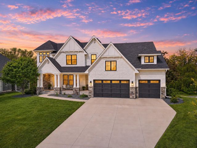 5860 Club Valley Road, Excelsior, MN 55331