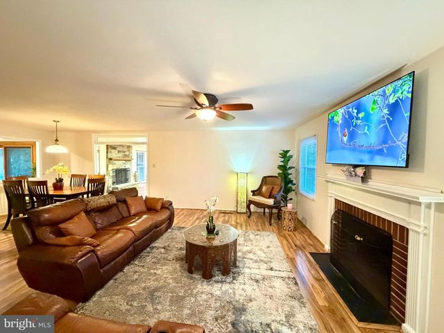 12847 HOLIDAY LN, Bowie, MD 20716