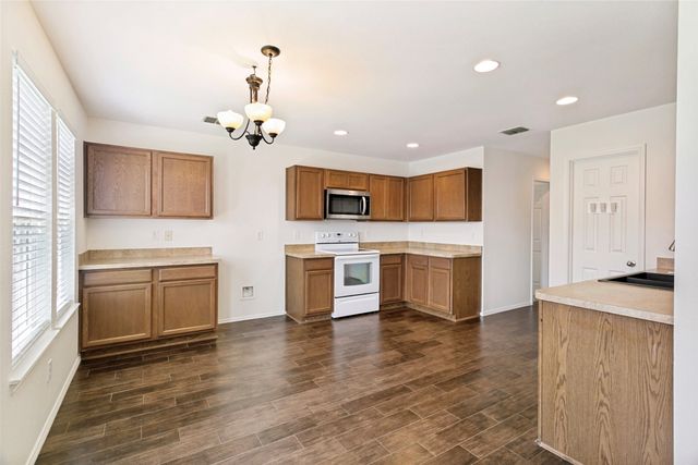 1208 Krista Drive, Burleson, TX 76028