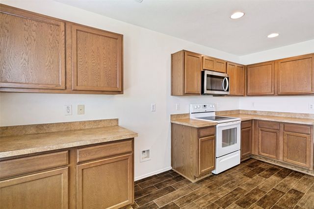 1208 Krista Drive, Burleson, TX 76028