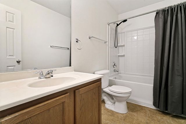 1208 Krista Drive, Burleson, TX 76028