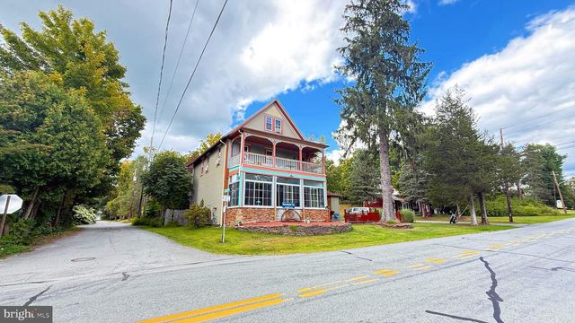 87 MILANVILLE RD, Beach Lake, PA 18405