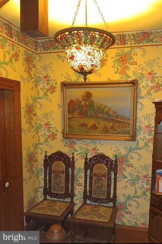 87 MILANVILLE RD, Beach Lake, PA 18405