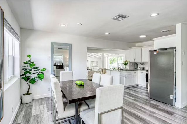 2818 NE 21st Ave, Fort Lauderdale, FL 33306