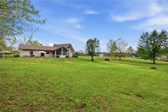 24324 Old KC Road, Paola, KS 66071