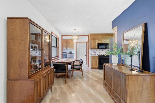 24324 Old KC Road, Paola, KS 66071