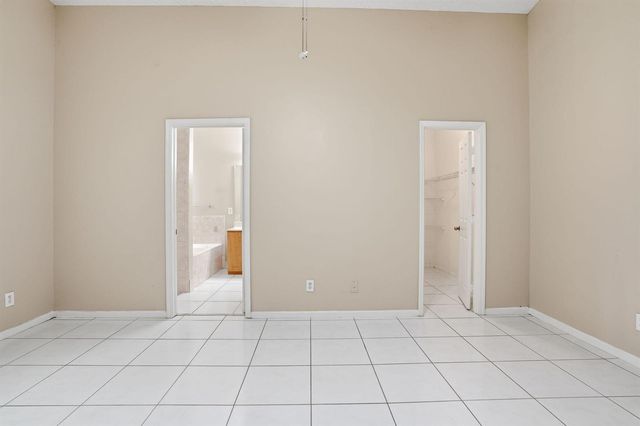 1495 SW 105th Avenue, Pembroke Pines, FL 33025