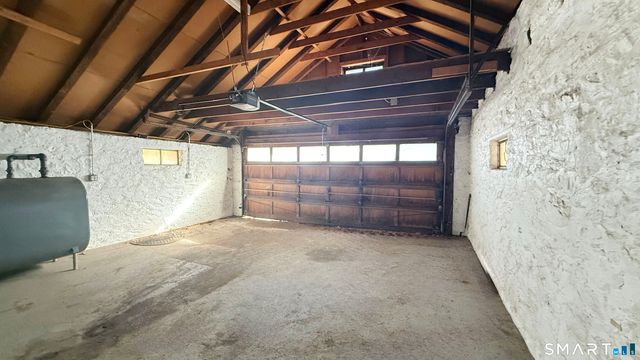 198 Good Hill Road, Oxford, CT 06478