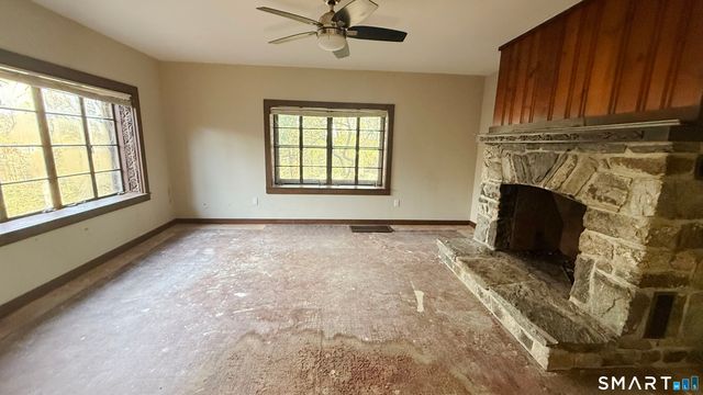 198 Good Hill Road, Oxford, CT 06478